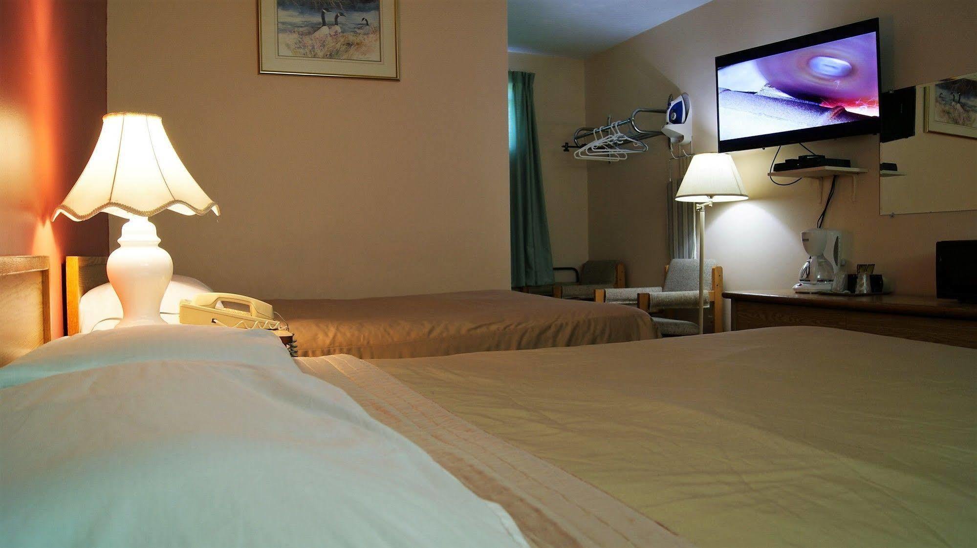 Blue Jay Motel Peterborough Eksteriør bilde